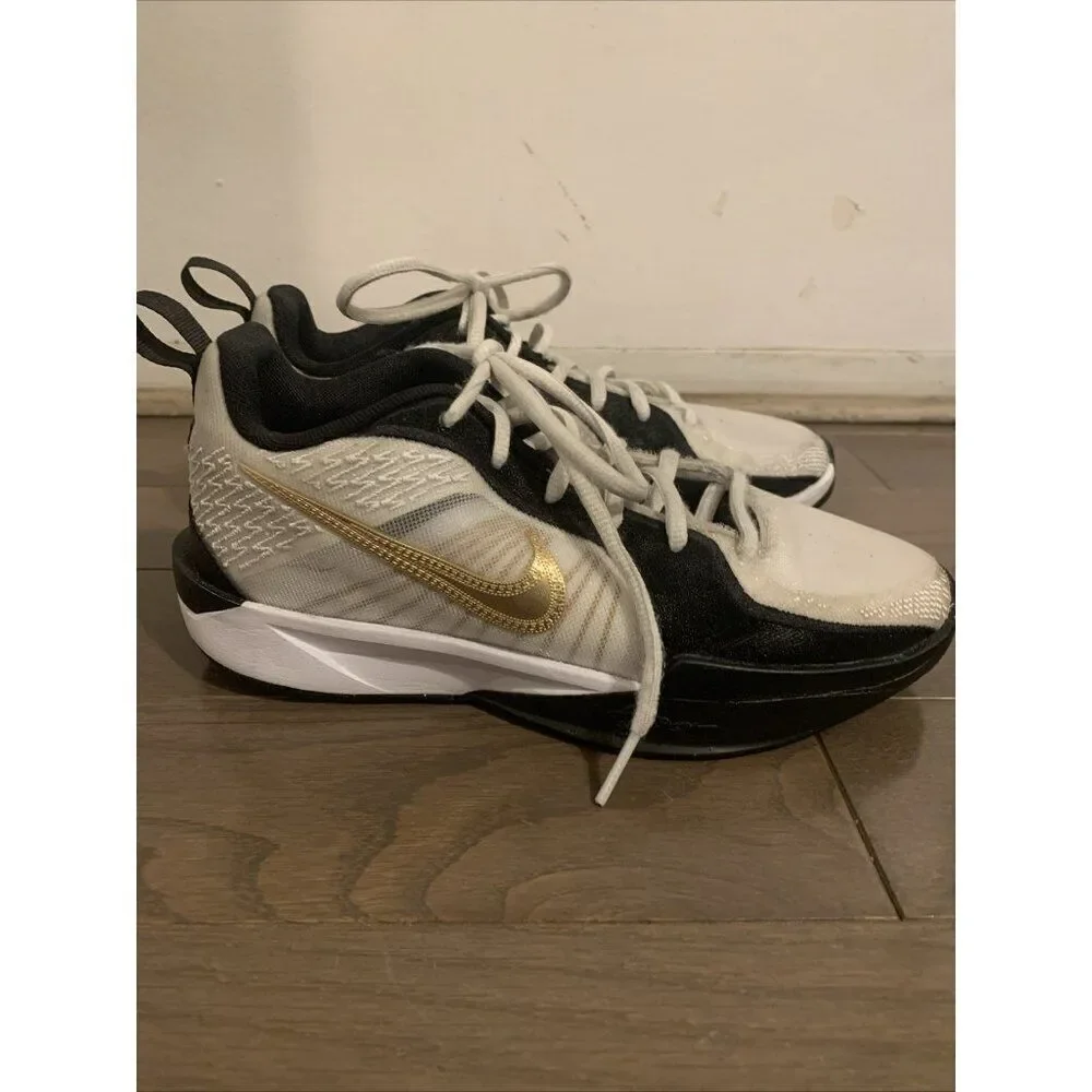 Nike kids Sabrina 2 Gold Quest GS Black Gold White FQ7377-001 Sneaker 4Y 4 Y